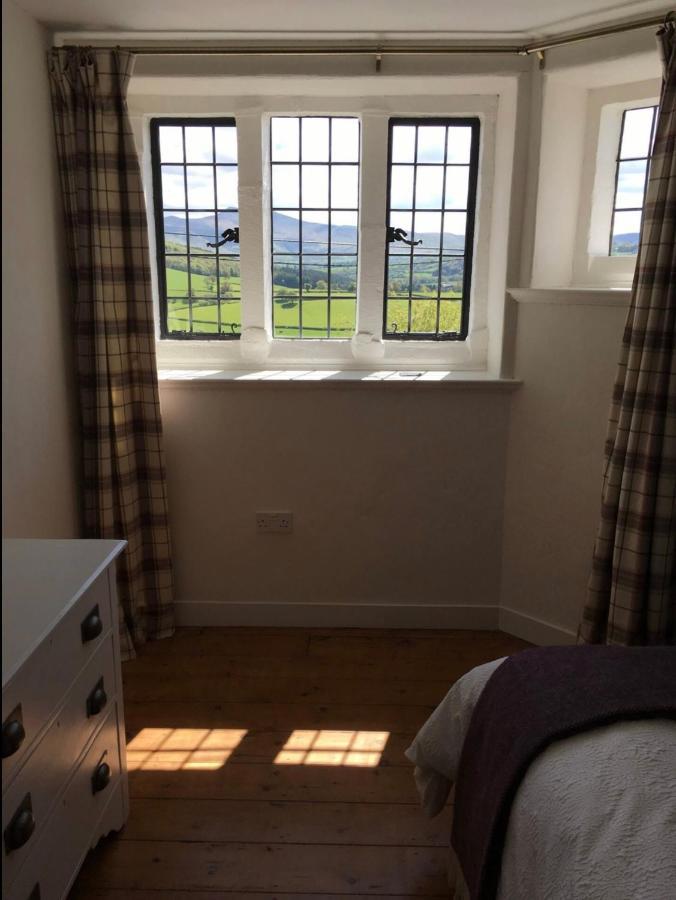 Cosy Arts & Crafts Cottage With Stunning Views بريكون المظهر الخارجي الصورة